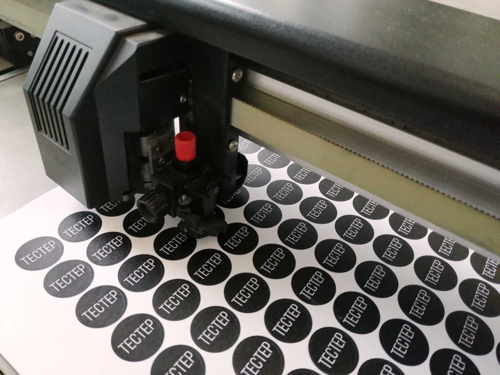 Управление плоттером. Фигурная резка на плоттере. Canon imageprograf tm-305. Плоттер gcc i-craft 2. Плоттер vinyl cutter.